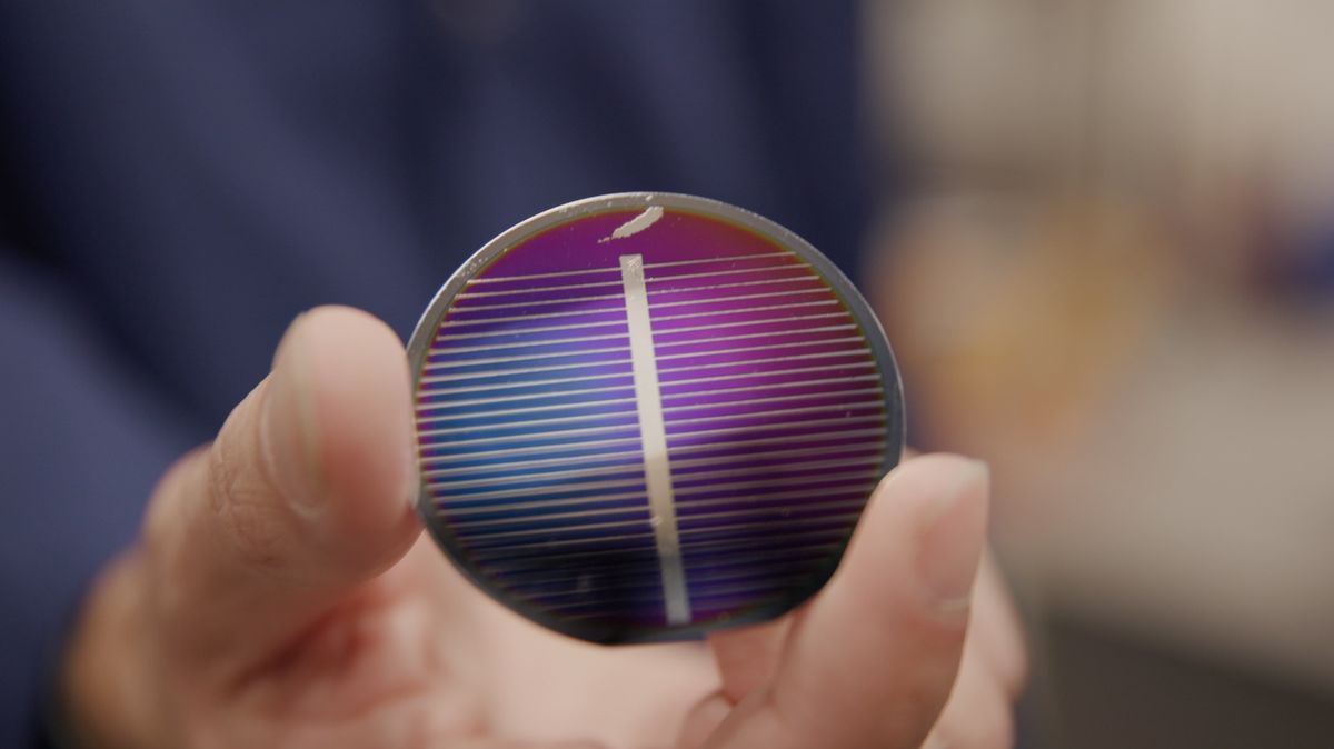 Blue Origin umí vyrábět solární panely z měsíčního prachu